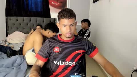 crazzy_master1 online show from 04-15-26, 10:32