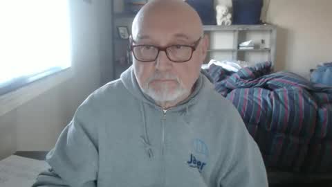 Creamormilk online show from 01-12-26, 01:38