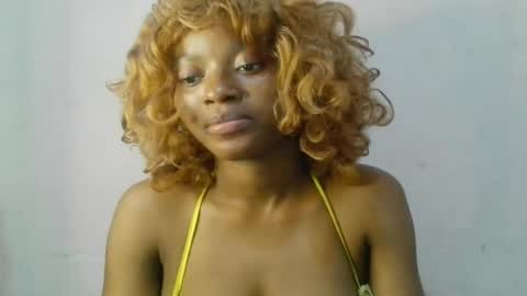 Snapshot of creamy_babyx chatting on 06-20-26, 08:33 Creamy babyx online show from 06-20-26, 08:33