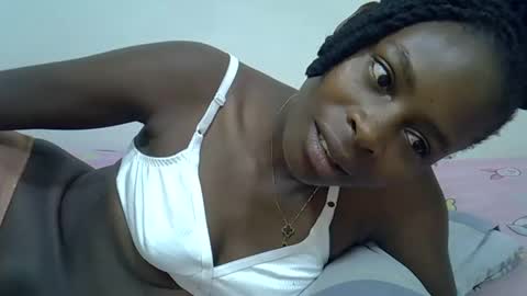 Snapshot of creamy_pussie chatting on 04-18-26, 06:50 creamy_pussie online show from 04-18-26, 06:50