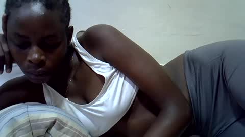Snapshot of creamy_pussie chatting on 07-15-26, 09:03 creamy_pussie online show from 07-15-26, 09:03