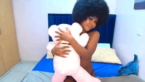 queen online show from 02-28-26, 02:51