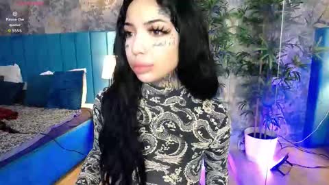 Sophie online show from 02-10-26, 07:23