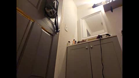 creamymilf11 online show from 10-26-25, 08:48