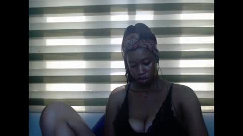 creamyxpussyx online show from 04-25-26, 01:41