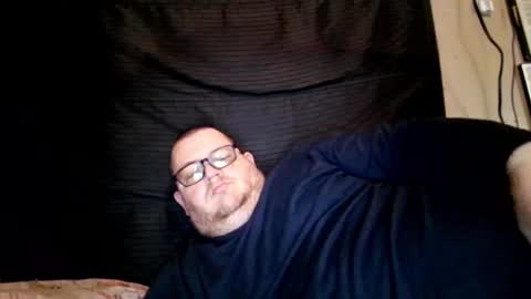 Snapshot of creeeping_death chatting on 12-10-24, 09:43 The hopeless romantic online show from 12-10-24, 09:43