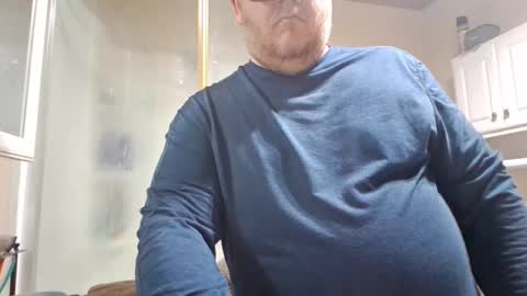 Snapshot of creeeping_death chatting on 02-12-25, 07:34 The hopeless romantic online show from 02-12-25, 07:34