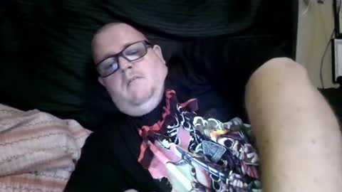 Snapshot of creeeping_death chatting on 09-22-25, 05:42 The hopeless romantic online show from 09-22-25, 05:42