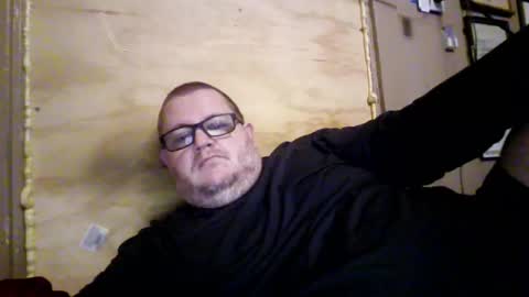 Snapshot of creeeping_death chatting on 12-02-25, 09:10 The hopeless romantic online show from 12-02-25, 09:10