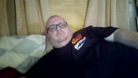 Snapshot of creeeping_death chatting on 08-01-26, 10:41 The hopeless romantic online show from 08-01-26, 10:41