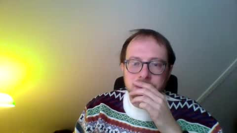 Snapshot of creloxp chatting on 12-10-24, 10:28 creloxp online show from 12-10-24, 10:28