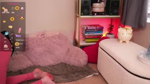 Quinn de la Creme online show from 01-05-25, 08:31