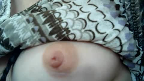 Snapshot of cremina chatting on 02-01-25, 11:10 cremina online show from 02-01-25, 11:10