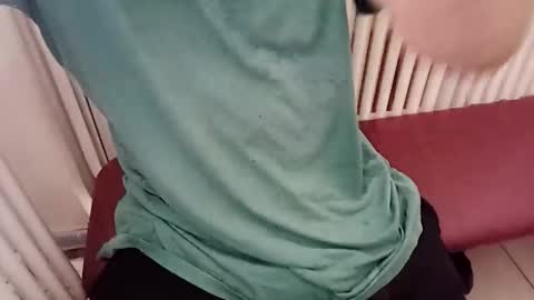 cremjee  online show from 09-19-25, 11:33