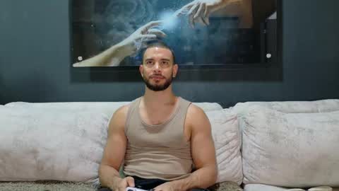 Snapshot of crhistian1_ chatting on 09-27-25, 04:56 CRHISTIAN online show from 09-27-25, 04:56