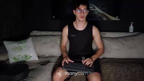 CRHISTIAN online show from 04-16-26, 03:07