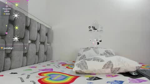 criistal_0 online show from 03-10-26, 01:32