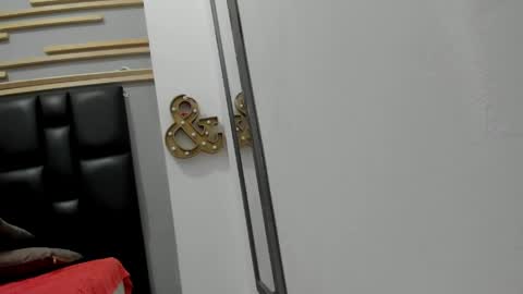 criistal_castro online show from 05-28-26, 08:11