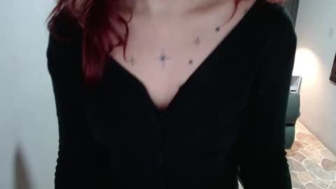 Snapshot of crimson_tati chatting on 12-07-24, 11:18 Tatiana online show from 12-07-24, 11:18