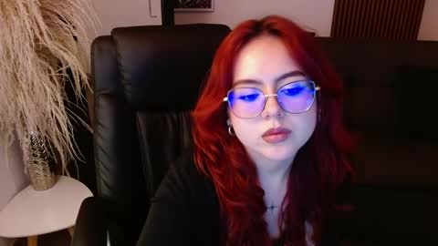 Snapshot of crimson_tati chatting on 02-07-25, 09:47 Tatiana online show from 02-07-25, 09:47