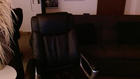 Snapshot of crimson_tati chatting on 02-11-25, 05:26 Tatiana online show from 02-11-25, 05:26