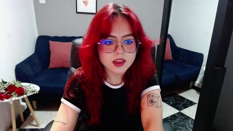 Snapshot of crimson_tati chatting on 02-14-25, 07:49 Tatiana online show from 02-14-25, 07:49