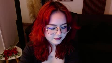 Snapshot of crimson_tati chatting on 03-05-25, 05:18 Tatiana online show from 03-05-25, 05:18