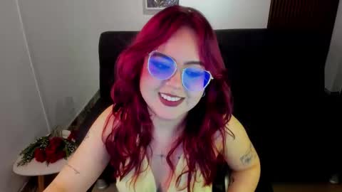 Snapshot of crimson_tati chatting on 09-14-25, 04:11 Tatiana online show from 09-14-25, 04:11