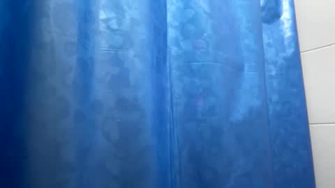 cris2428 online show from 02-09-25, 05:50