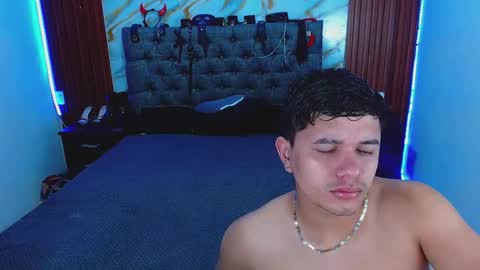 CRISANDMERY online show from 02-20-26, 05:37