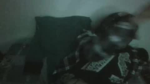 Snapshot of crispos12345 chatting on 05-17-26, 03:37 naaaaaa online show from 05-17-26, 03:37