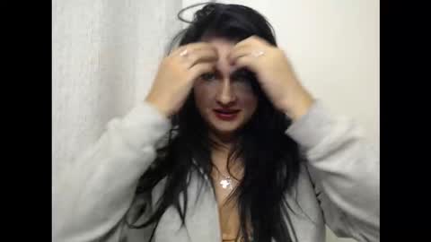 Snapshot of cristal_2303 chatting on 12-05-25, 04:32 cristal_2303 online show from 12-05-25, 04:32