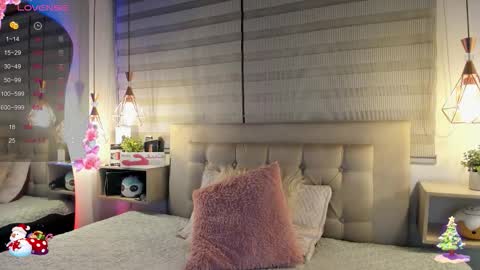 Cristal online show from 12-16-25, 04:39