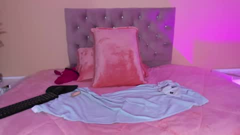 Cristal online show from 10-19-25, 10:16