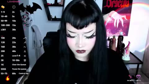 Snapshot of cristal_kosh chatting on 09-18-25, 02:19 Cris online show from 09-18-25, 02:19