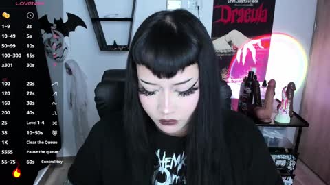 Snapshot of cristal_kosh chatting on 09-24-25, 01:58 Cris online show from 09-24-25, 01:58