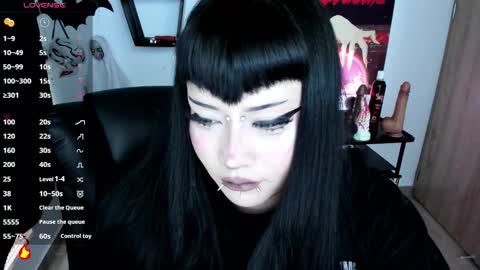 Snapshot of cristal_kosh chatting on 03-27-26, 09:14 Cris online show from 03-27-26, 09:14