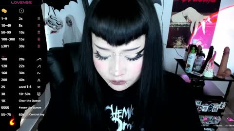 Snapshot of cristal_kosh chatting on 04-08-26, 03:34 Cris online show from 04-08-26, 03:34