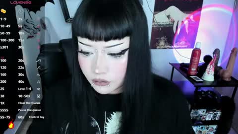 Cris online show from 07-08-26, 08:24
