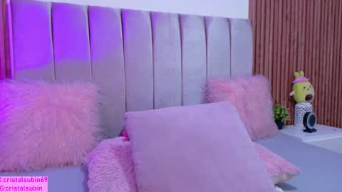 STEFANYIG cristalsubin online show from 12-18-25, 11:38