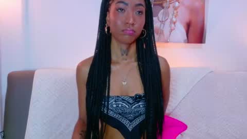 Snapshot of cristal_subin69 chatting on 07-16-26, 02:01 STEFANYIG cristalsubin online show from 07-16-26, 02:01