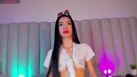 Nicole  Connection time 220pm-910pmCol online show from 03-02-25, 11:50