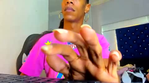 cristalhot333 online show from 07-17-26, 11:39
