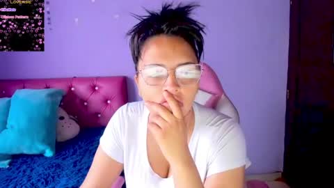 Snapshot of cristaln07 chatting on 06-18-26, 11:47 Natis online show from 06-18-26, 11:47