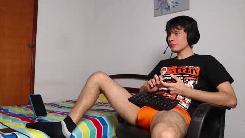 Snapshot of cristian_ortiz_1 chatting on 12-15-24, 10:26 Cristian online show from 12-15-24, 10:26