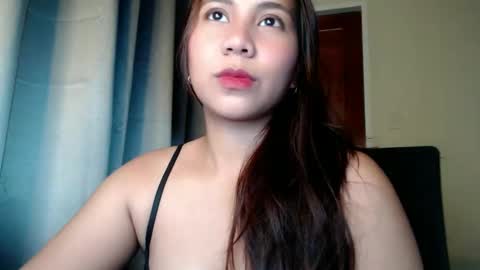 Cristina Valerie online show from 10-20-25, 10:05