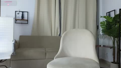 Snapshot of cristinavegas chatting on 09-11-25, 10:26 ....... online show from 09-11-25, 10:26