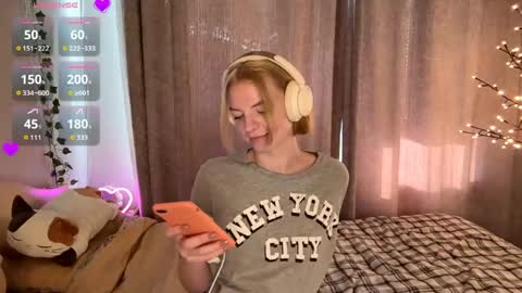 Snapshot of cristinekondo chatting on 05-24-26, 03:39 Marry online show from 05-24-26, 03:39