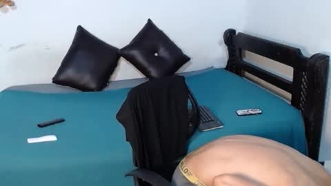 Snapshot of cristofer_hot98 chatting on 02-10-25, 01:14 Cristofer online show from 02-10-25, 01:14