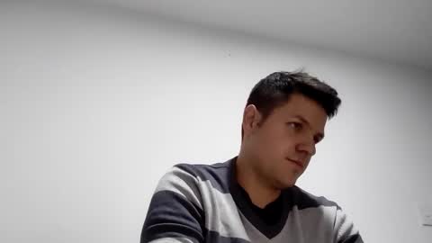 cristopher3042 online show from 02-20-25, 02:07